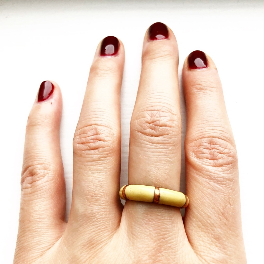 Vintage cream enamel & copper band ring